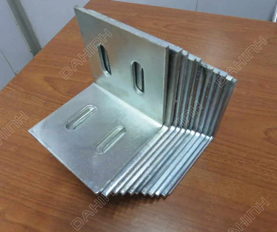 Đa Hình sản xuất bản mã inox chất lượng cao, giá tốt