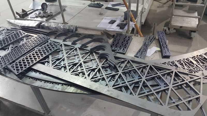Công nghệ cắt laser thép.