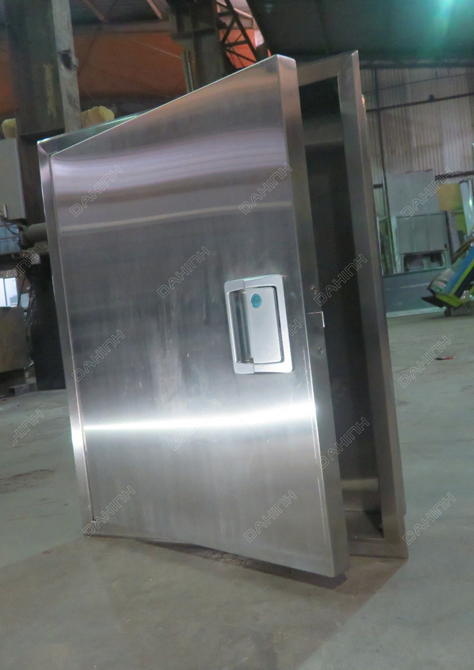 Gia công vỏ tủ điện theo yêu cầu tại hà nội