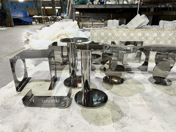 bàn tròn inox 304