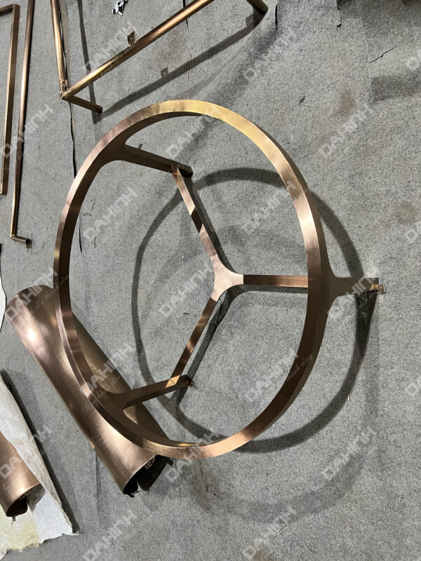 bàn trà chân inox