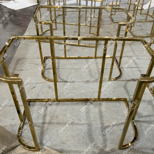 chân bàn làm việc