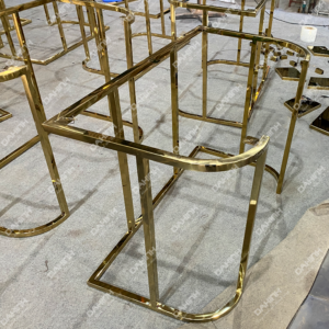 chân bàn làm việc