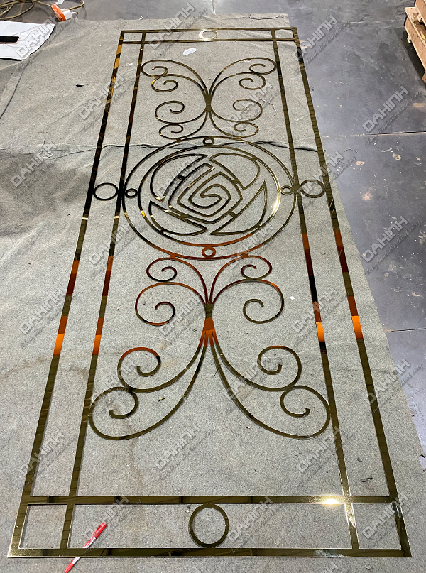 vách trang trí phòng khách