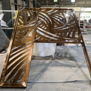 vách ngăn phòng bếp