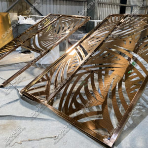 vách ngăn phòng bếp