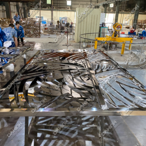 vách ngăn phòng bếp