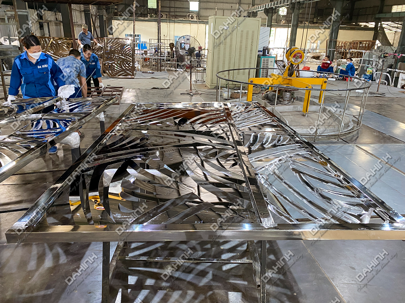 vách ngăn phòng bếp vách ngăn phòng bếp