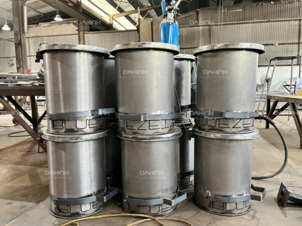 Thùng rác inox đạp chân