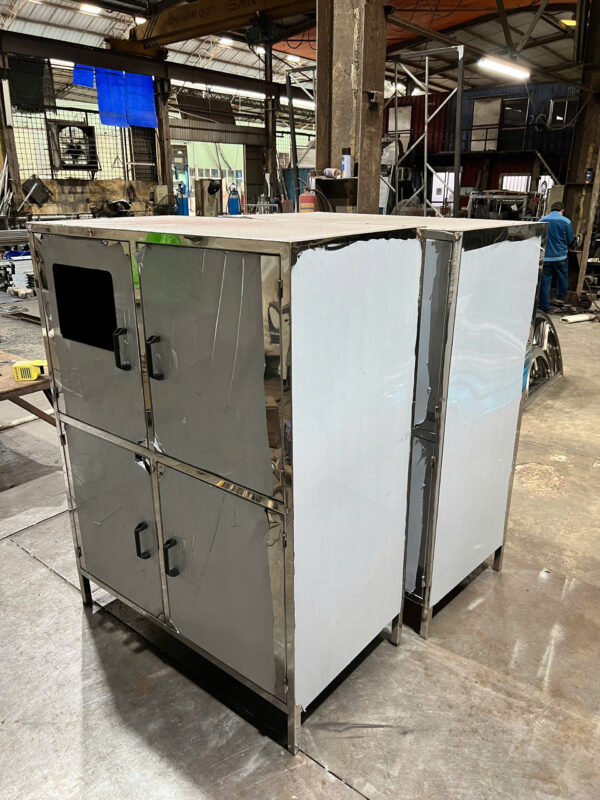 tủ inox 304