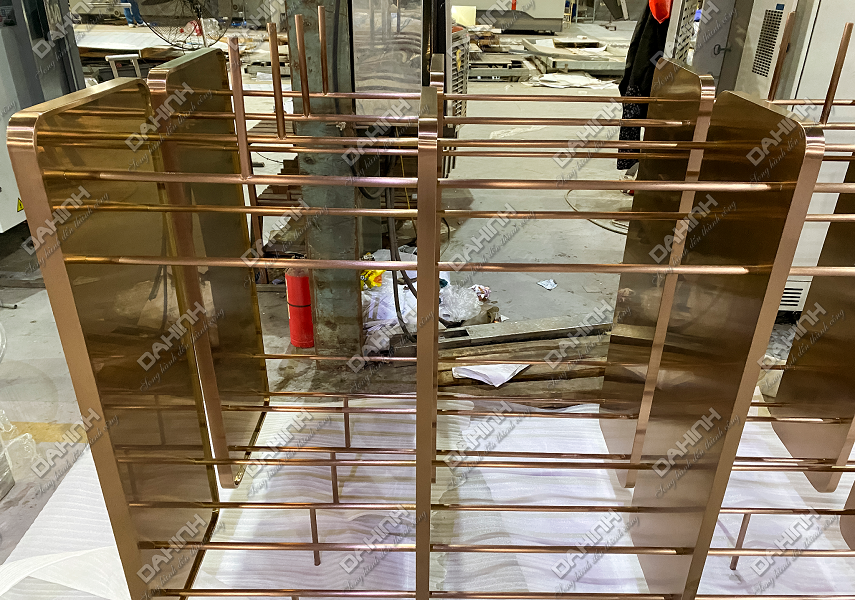 tủ kệ trang trí phòng khách