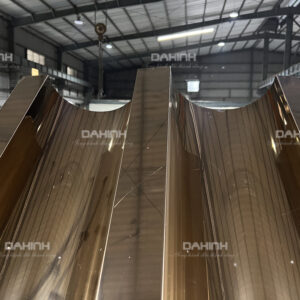 vách ngăn cnc phòng khách