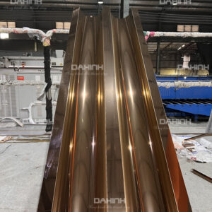 vách ngăn cnc phòng khách