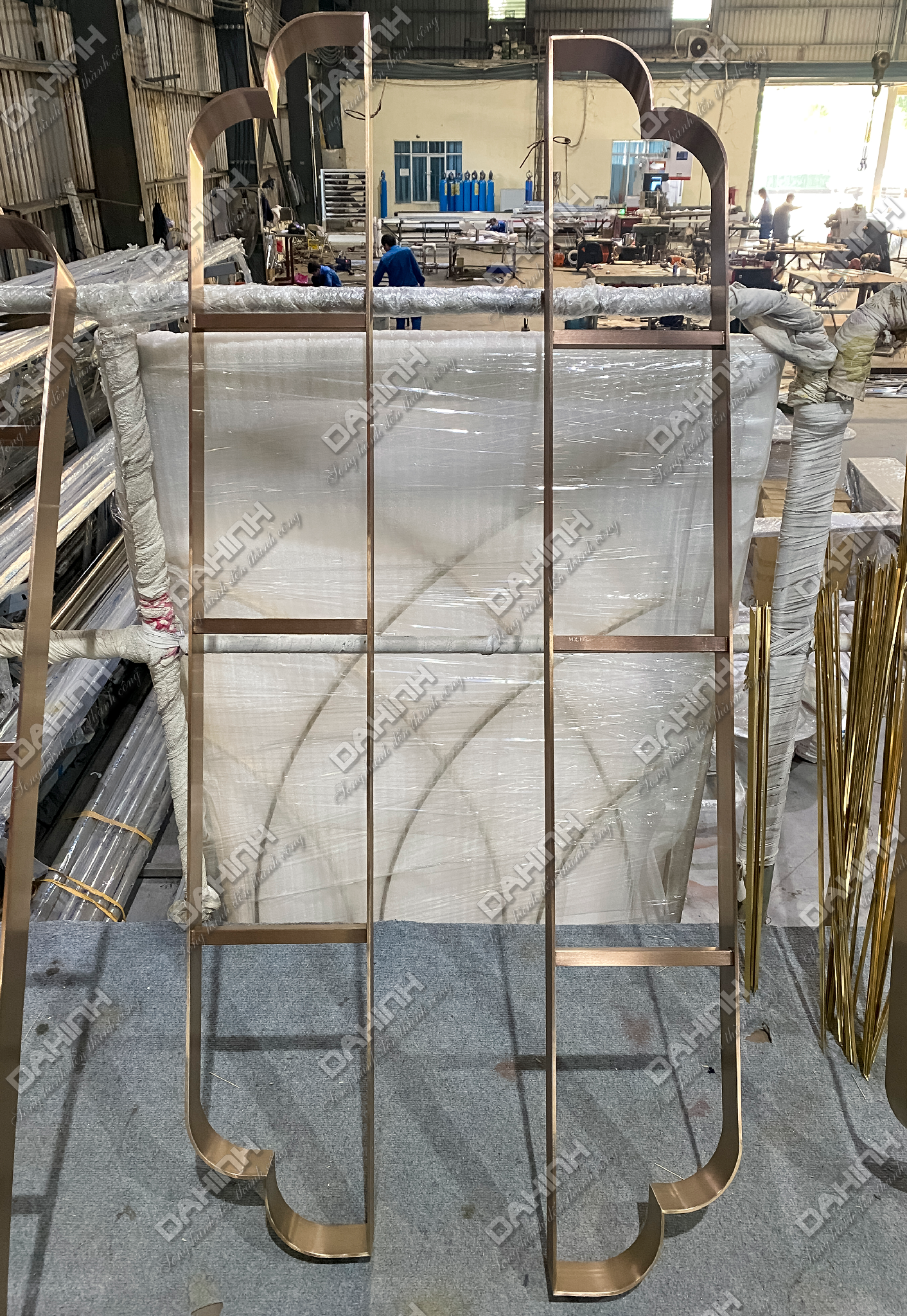 vách ngăn nhà hàng