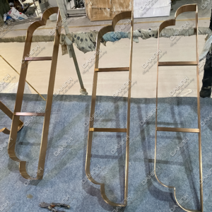 vách ngăn nhà hàng