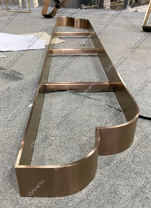 vách ngăn nhà hàng