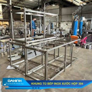 khung tủ bếp inox