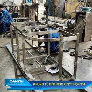 khung tủ bếp inox