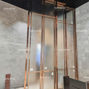 vách kính ngăn phòng