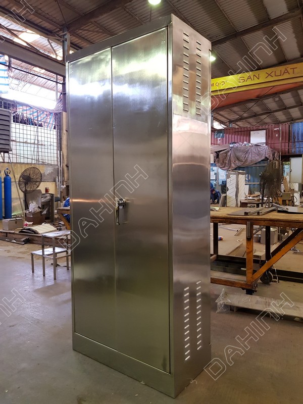 vỏ tủ điện ngoài trời