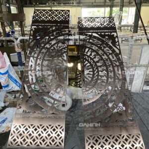 cửa cổng cnc