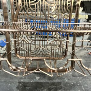 giá treo ly quầy bar gia đình